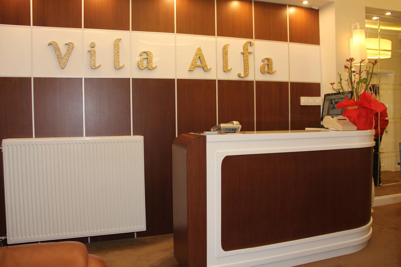 Hotel Vila Alfa Korce Exterior photo